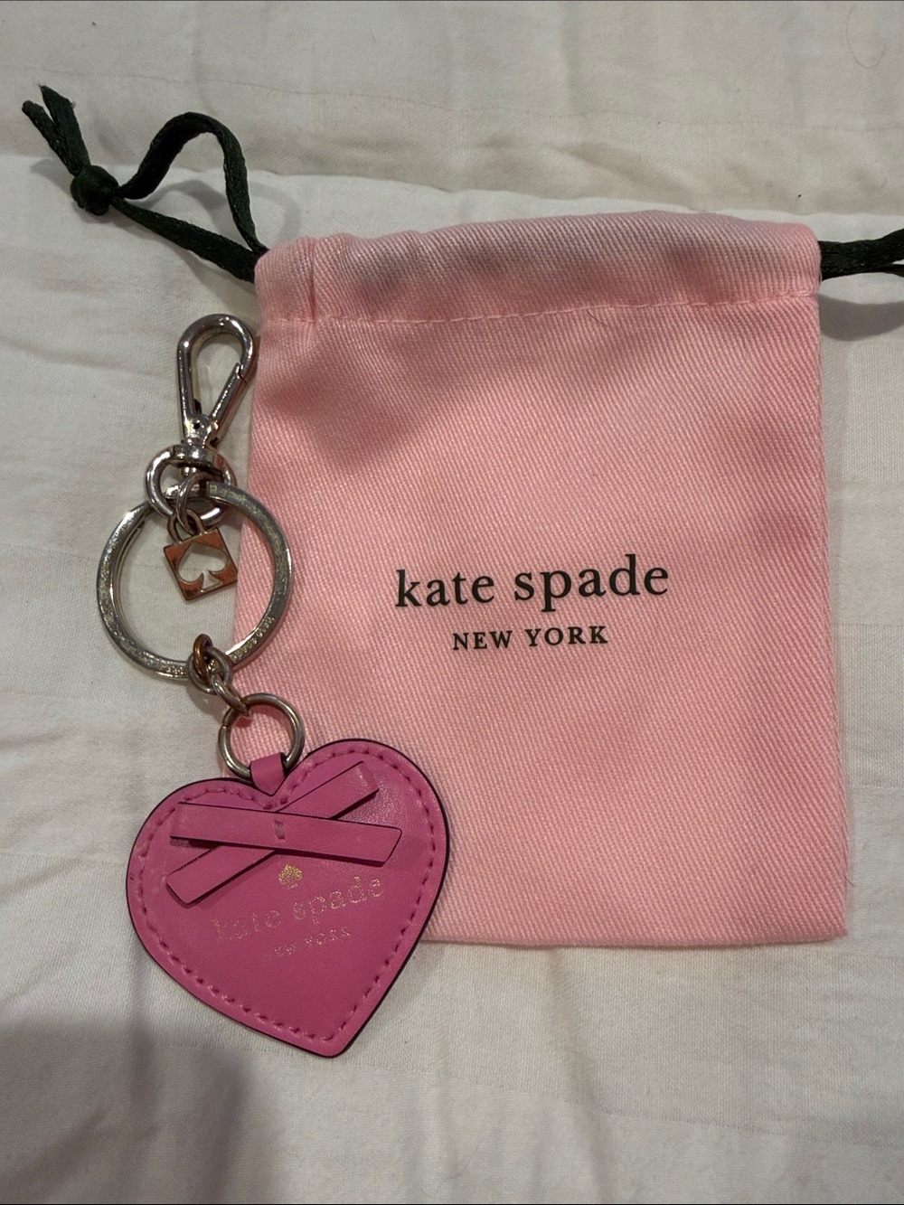 kate spade Pink Heart Bow Keyring with Gold-Tone Hardware
